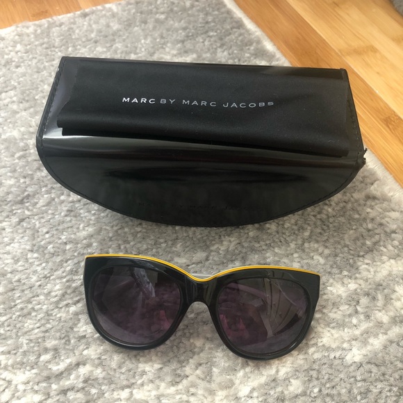 Marc by Marc Jacobs Black Sunglasses main image 8